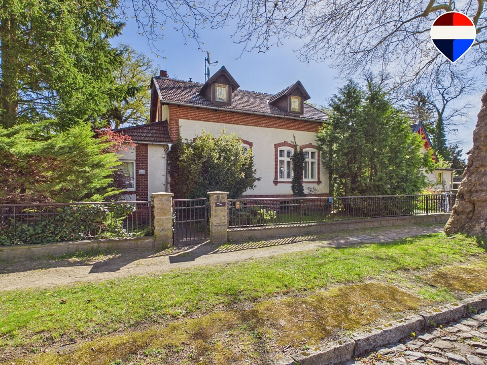 Real Estate Title Image Background