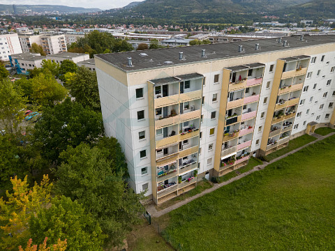Gepflegte Dreiraumwohnung mit schöner Aussicht in Jena Winzerla