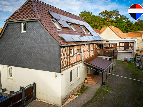 Ein Zuhause mit viel Raum für die Familie – großzügiges Zweifamilienhaus in Klein Wanzleben